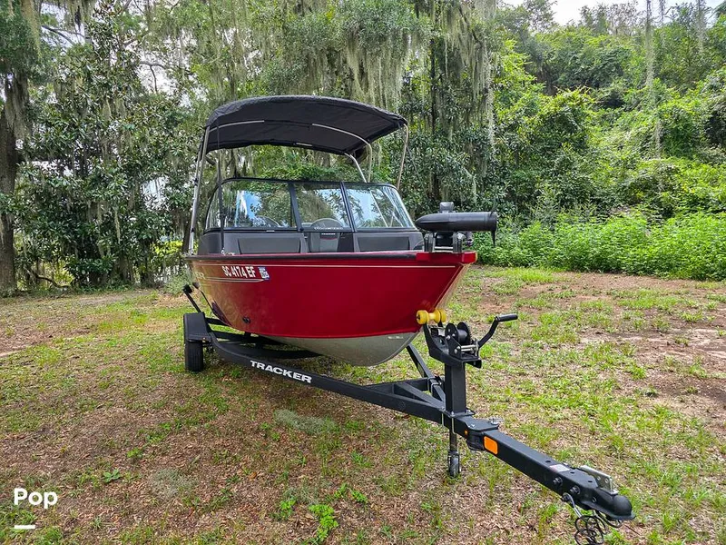 Slide: The Image of Tracker Pro Guide V16 SC 2024 - 15766579