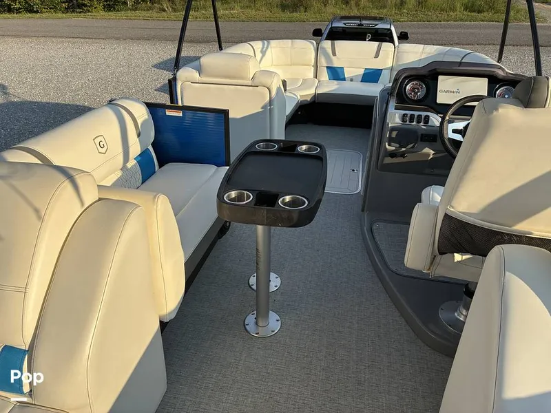 Slide: The Image of Aqua 255SD 2019 - 15767690