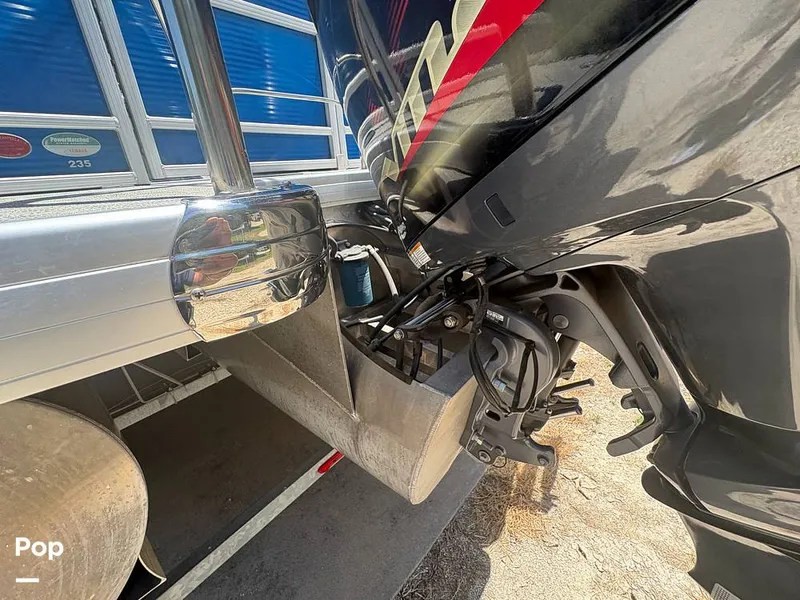 Slide: The Image of Aqua 235 SB 2020 - 15710239