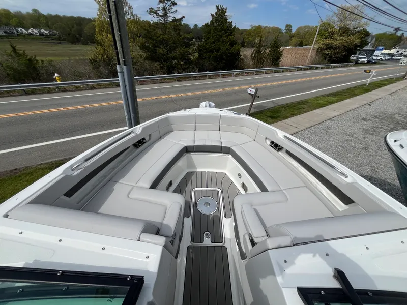 Slide: The Image of Sea Ray SLX 310 Outboard 2026 - 21
