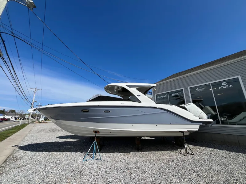 Slide: The Image of Sea Ray SLX 310 Outboard 2026 - 26