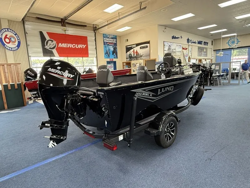 Slide: The Image of Lund 1650 Rebel XL SS 2026 - 4