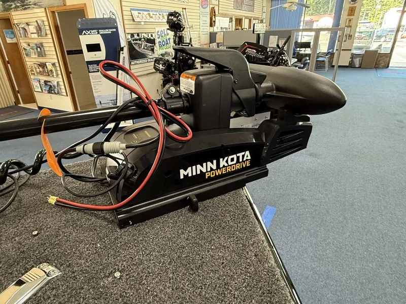 Slide: The Image of Lund 1650 Rebel XL SS 2026 - 7