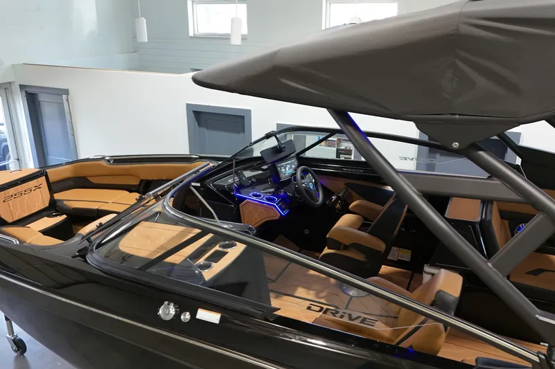 Slide: The Image of Yamaha 255XD 2026 - 25
