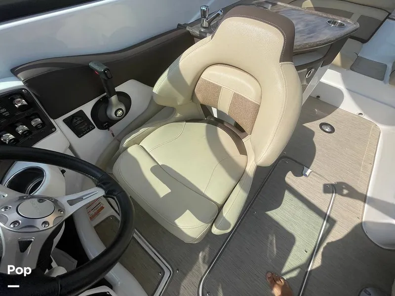 Slide: The Image of Rinker 29QX 2017 - 15717157