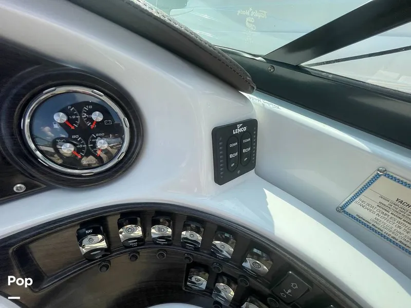 Slide: The Image of Rinker 29QX 2017 - 15717163