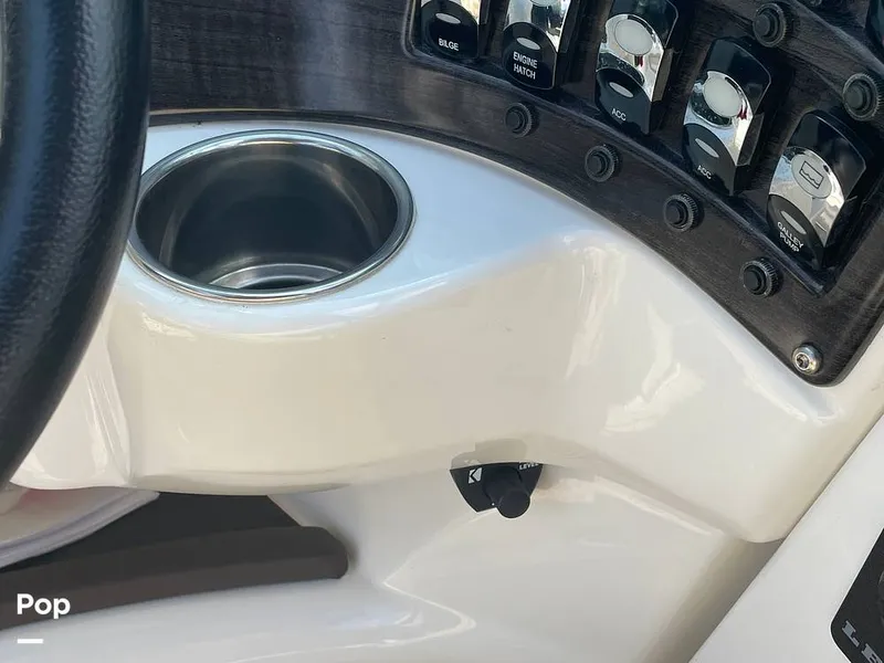 Slide: The Image of Rinker 29QX 2017 - 15717171