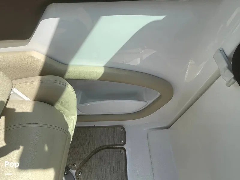 Slide: The Image of Rinker 29QX 2017 - 15717176