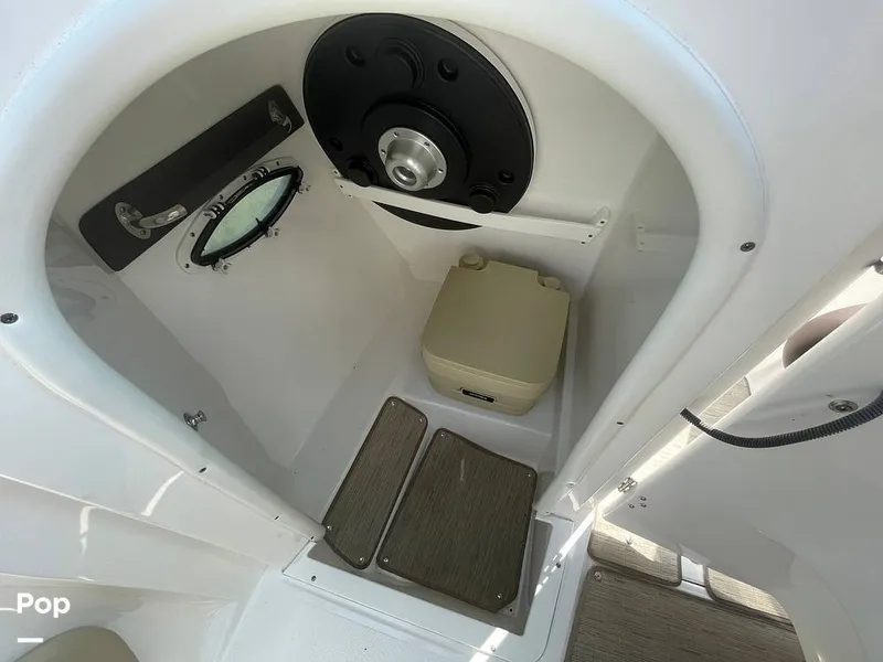 Slide: The Image of Rinker 29QX 2017 - 15717547