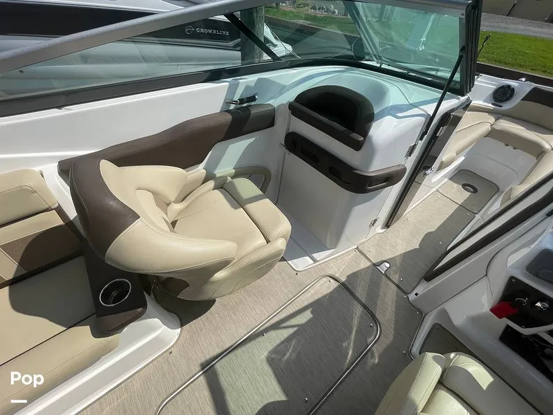 Slide: The Image of Rinker 29QX 2017 - 15716201