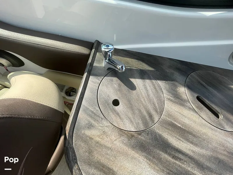 Slide: The Image of Rinker 29QX 2017 - 15717190