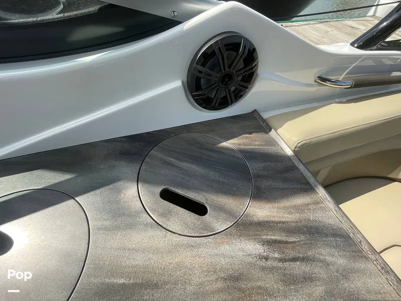 Slide: The Image of Rinker 29QX 2017 - 15717192