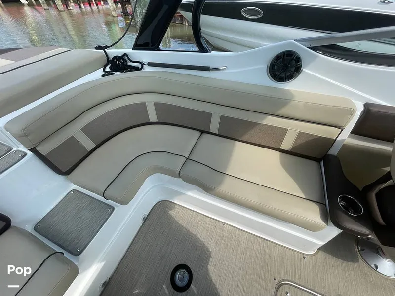 Slide: The Image of Rinker 29QX 2017 - 15717208