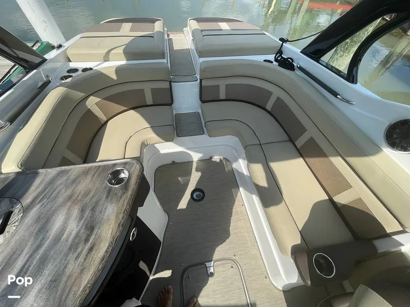 Slide: The Image of Rinker 29QX 2017 - 15716205