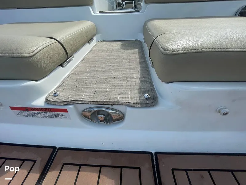 Slide: The Image of Rinker 29QX 2017 - 15717233