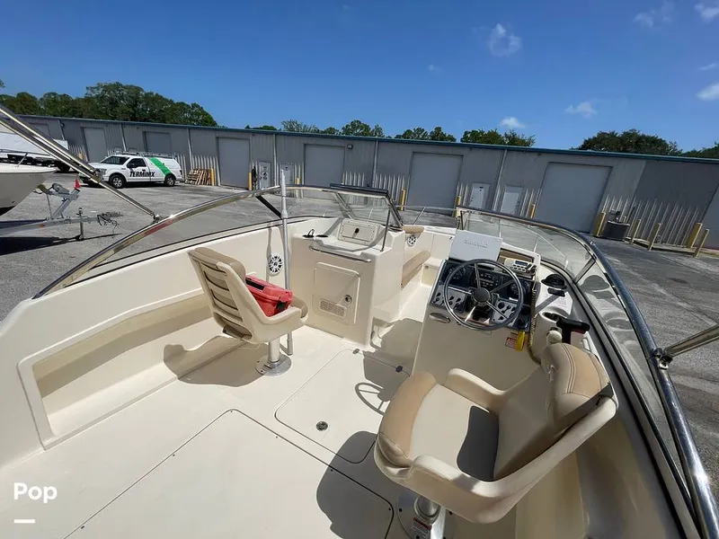 Slide: The Image of Scout 210 Dorado 2022 - 15701342