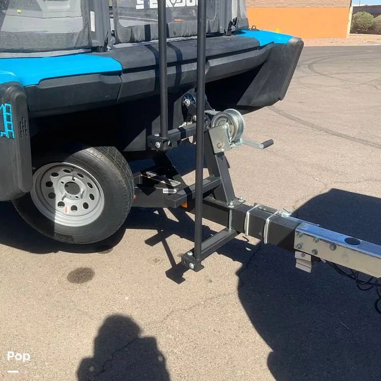 Slide: The Image of Sea-Doo Switch 19 2023 - 15714949