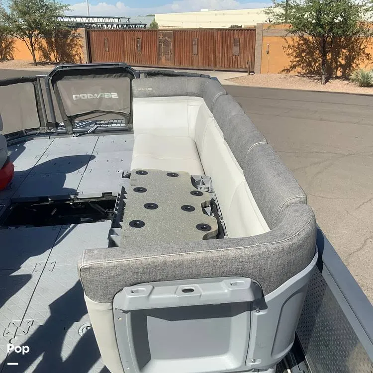 Slide: The Image of Sea-Doo Switch 19 2023 - 15714924