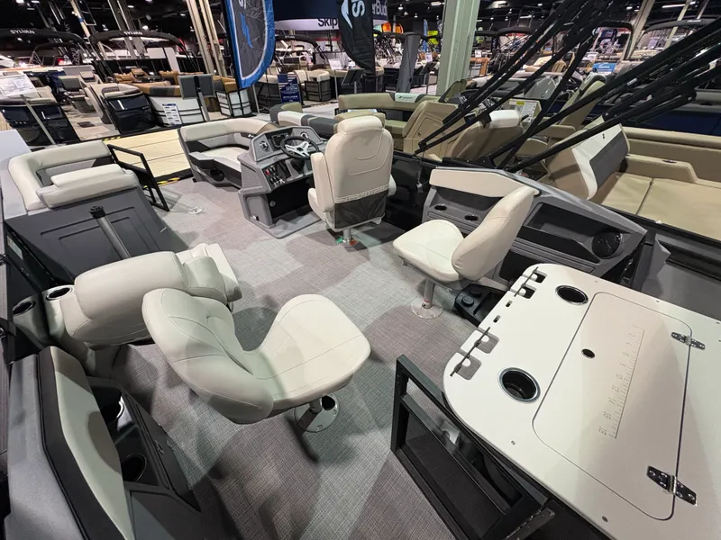 Slide: The Image of Starcraft VX 20 FD 2026 - 13