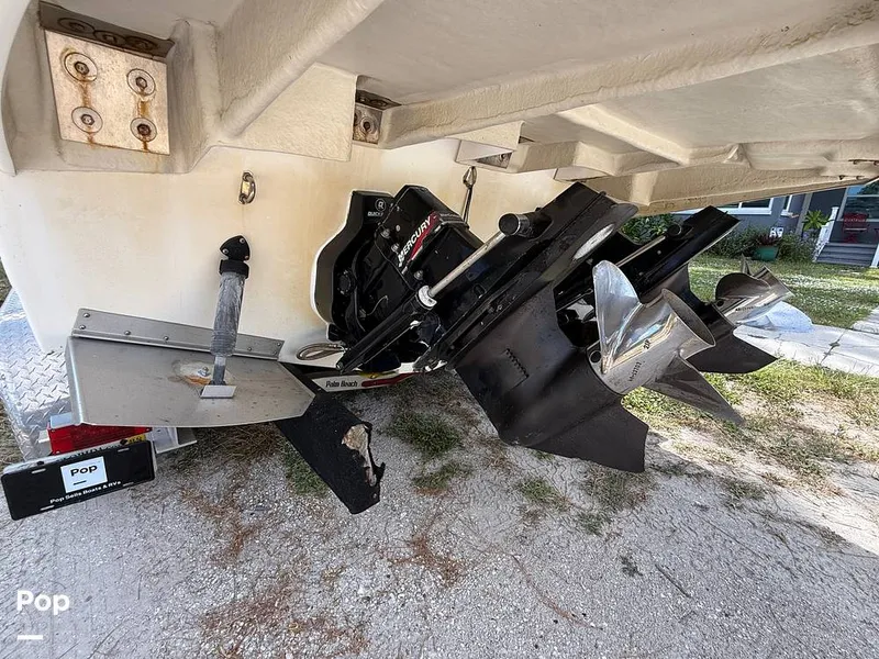 Slide: The Image of Regal 2765 Commodore 2004 - 15742289