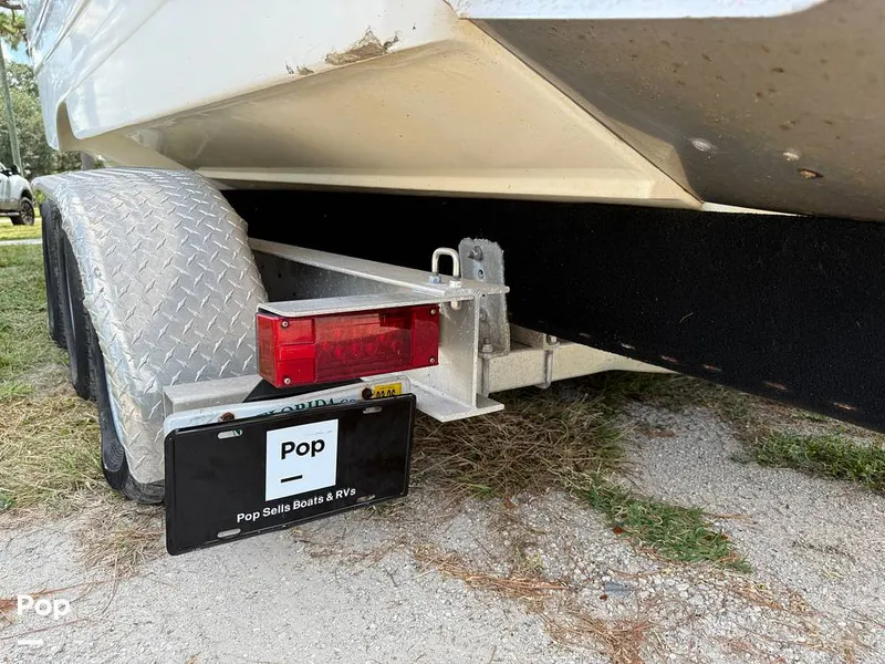 Slide: The Image of Regal 2765 Commodore 2004 - 15742307