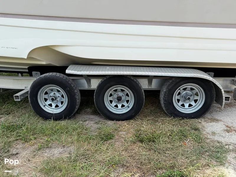 Slide: The Image of Regal 2765 Commodore 2004 - 15742308