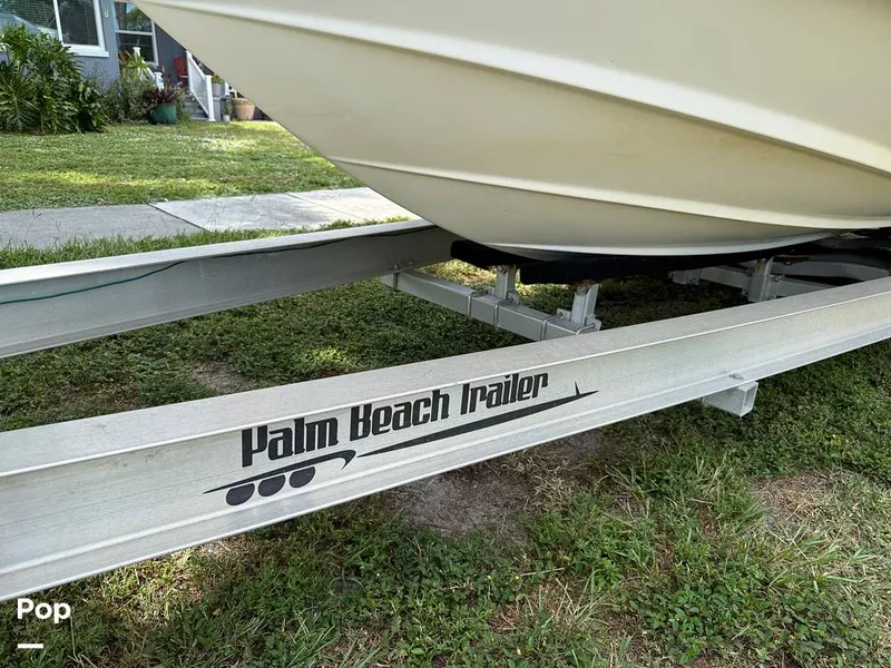 Slide: The Image of Regal 2765 Commodore 2004 - 15742310