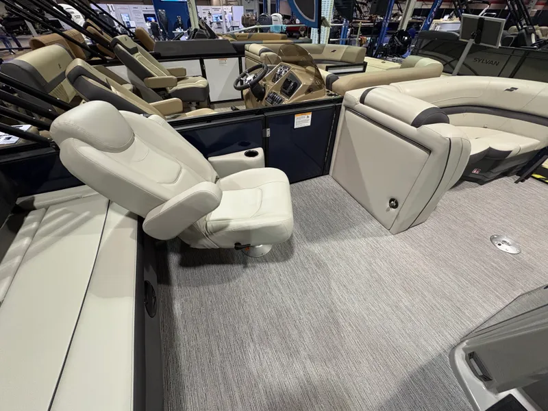 Slide: The Image of Starcraft EX 20 Q DH 2026 - 8