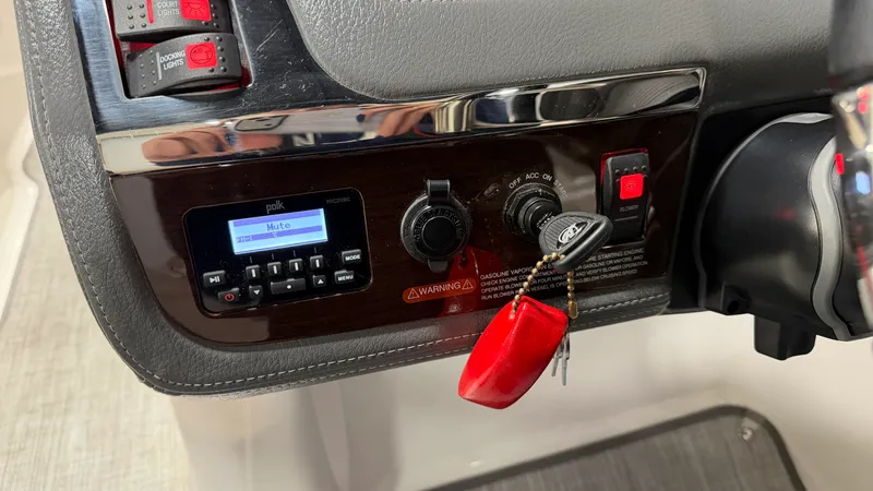 Slide: The Image of Chaparral 257 SSX 2016 - 75