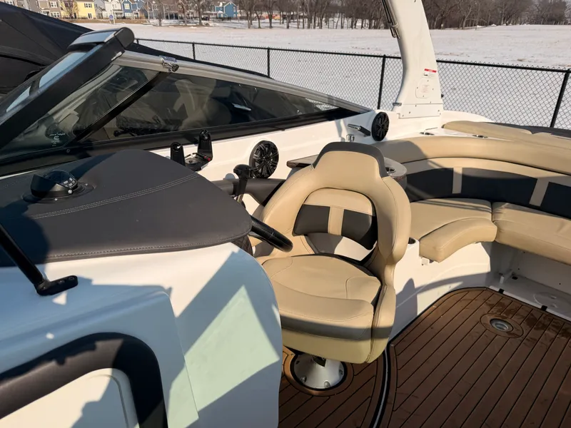 Slide: The Image of Rinker 26QX BR 2018 - 14