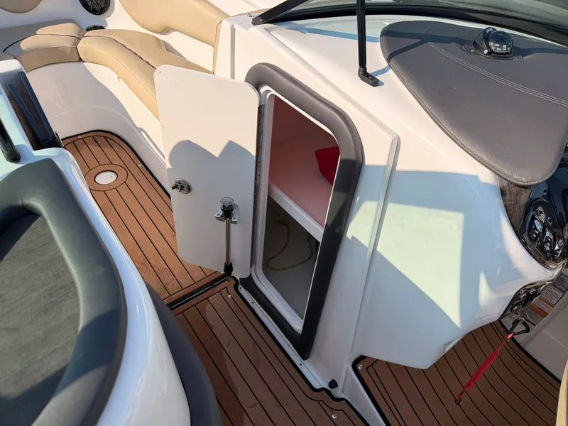 Slide: The Image of Rinker 26QX BR 2018 - 20