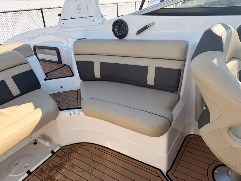 Slide: The Image of Rinker 26QX BR 2018 - 9