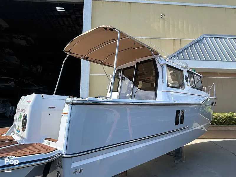 Slide: The Image of Ranger Tug R27 LE 2023 - 15730259