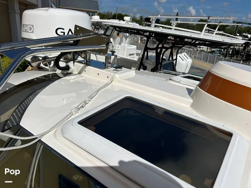 Slide: The Image of Ranger Tug R27 LE 2023 - 15730363