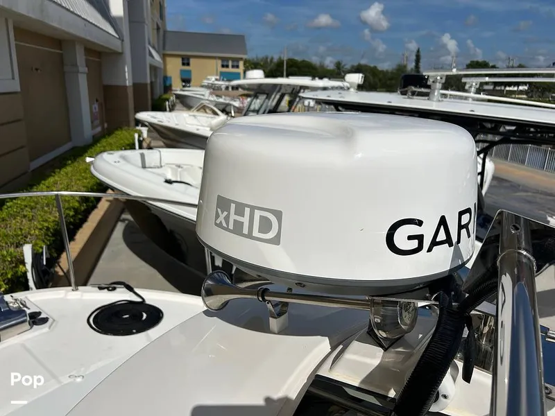 Slide: The Image of Ranger Tug R27 LE 2023 - 15730365