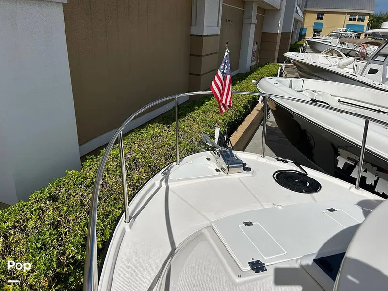 Slide: The Image of Ranger Tug R27 LE 2023 - 15730366