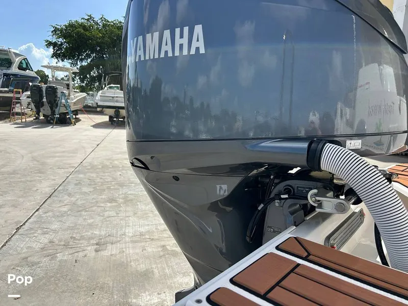 Slide: The Image of Ranger Tug R27 LE 2023 - 15730377