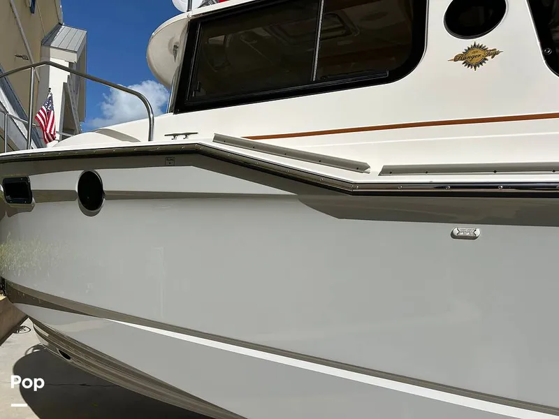 Slide: The Image of Ranger Tug R27 LE 2023 - 15730390