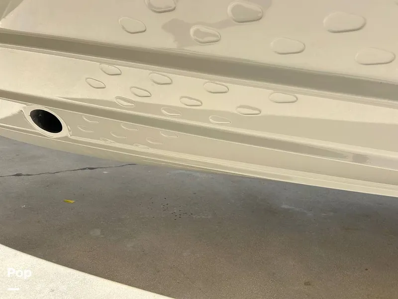 Slide: The Image of Ranger Tug R27 LE 2023 - 15730392