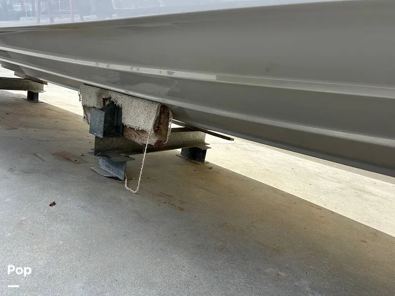 Slide: The Image of Ranger Tug R27 LE 2023 - 15730401