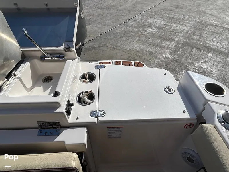 Slide: The Image of Ranger Tug R27 LE 2023 - 15730267