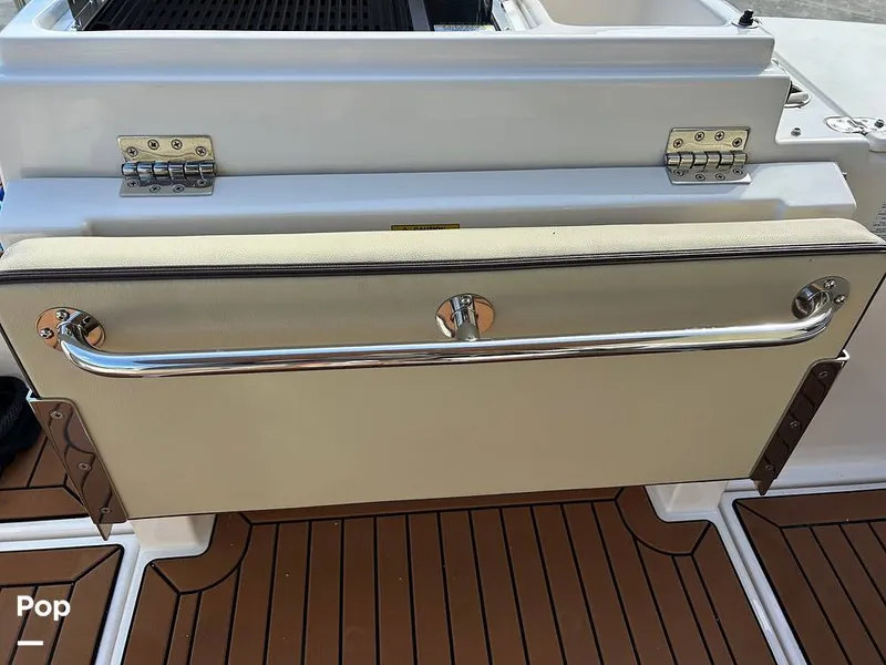 Slide: The Image of Ranger Tug R27 LE 2023 - 15730271