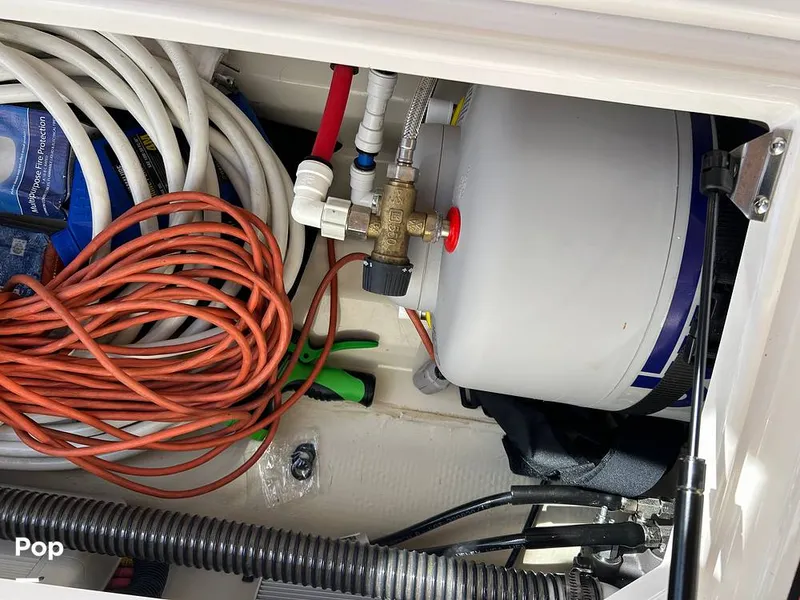 Slide: The Image of Ranger Tug R27 LE 2023 - 15730286