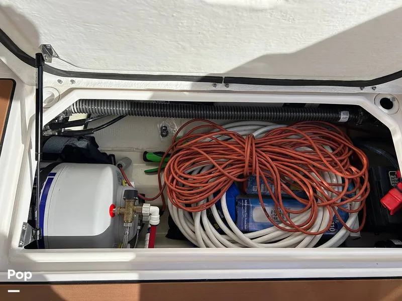 Slide: The Image of Ranger Tug R27 LE 2023 - 15730288