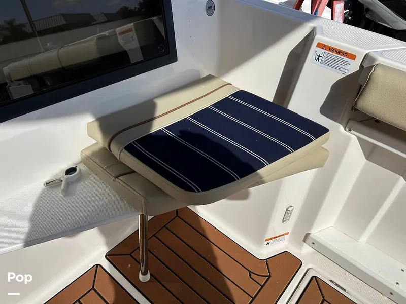 Slide: The Image of Ranger Tug R27 LE 2023 - 15730289