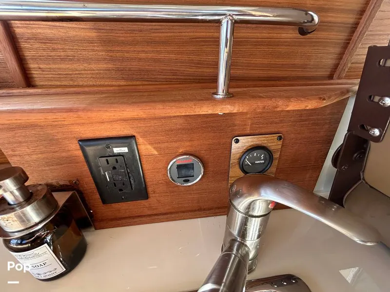 Slide: The Image of Ranger Tug R27 LE 2023 - 15730303