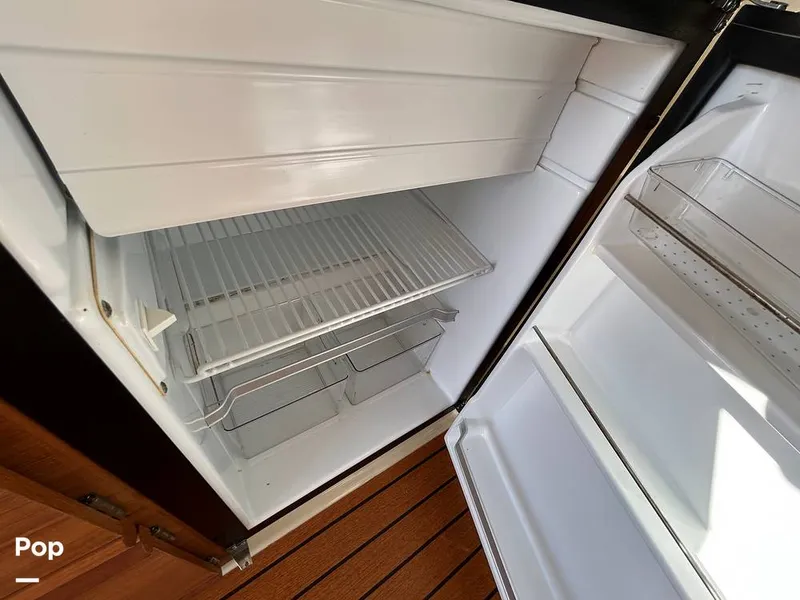 Slide: The Image of Ranger Tug R27 LE 2023 - 15730307