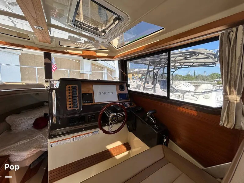 Slide: The Image of Ranger Tug R27 LE 2023 - 15730308