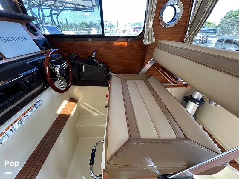 Slide: The Image of Ranger Tug R27 LE 2023 - 15730309