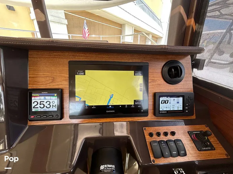 Slide: The Image of Ranger Tug R27 LE 2023 - 15730347